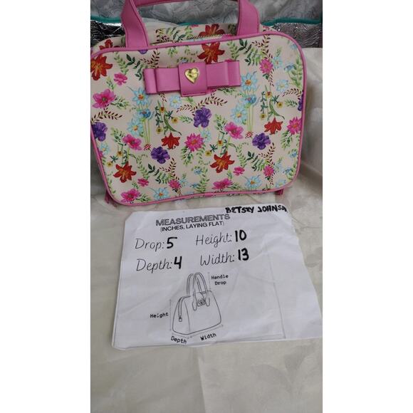 Betsey Johnson Floral Cosmetic Train Case Toiletry Bag Pink Bow Heart 13x10 - Picture 1 of 5